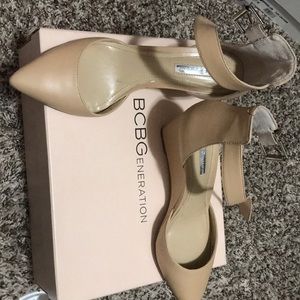 BCBG Wedges